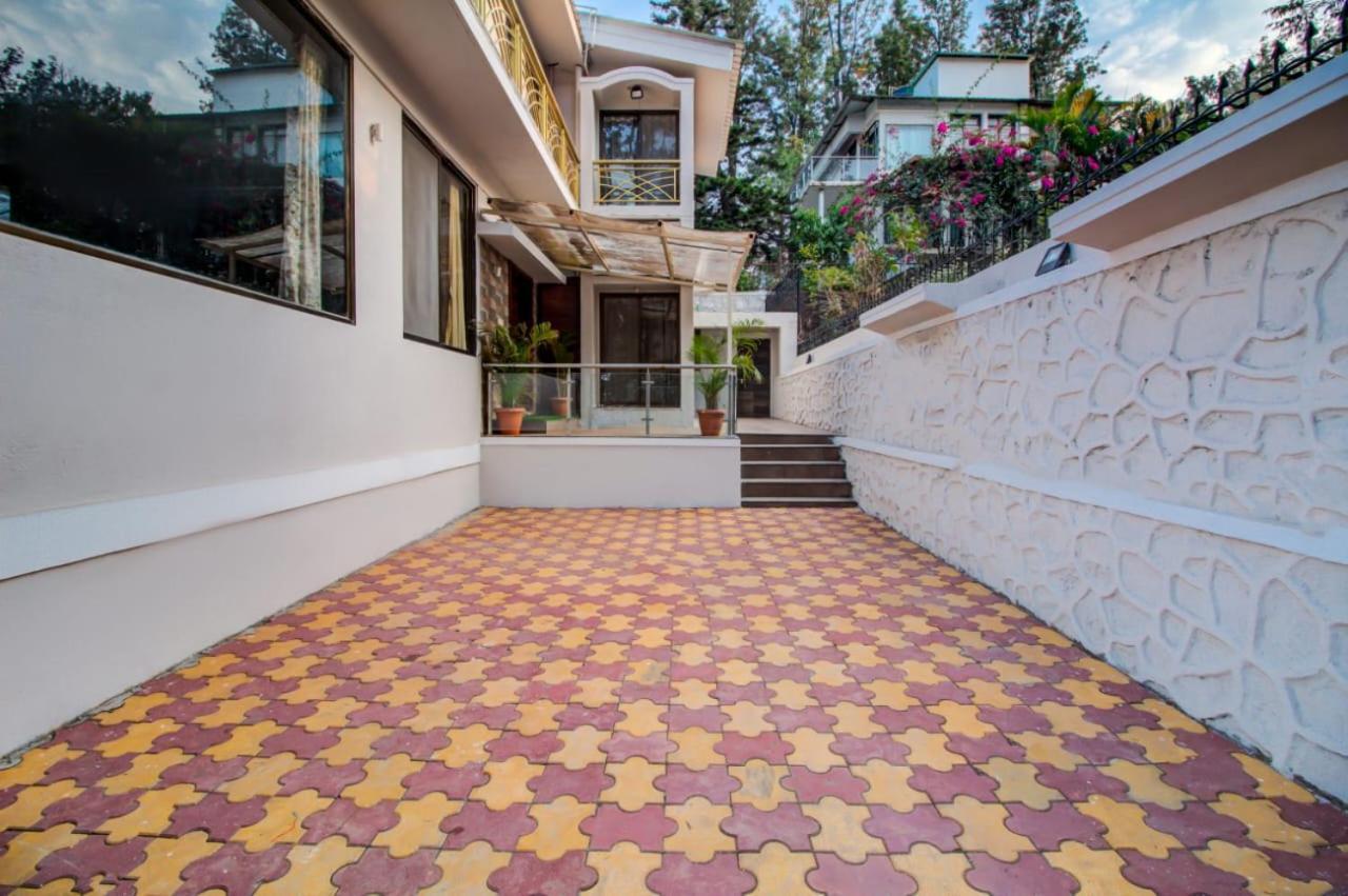 Margo Villa Mahābaleshwar Exteriör bild